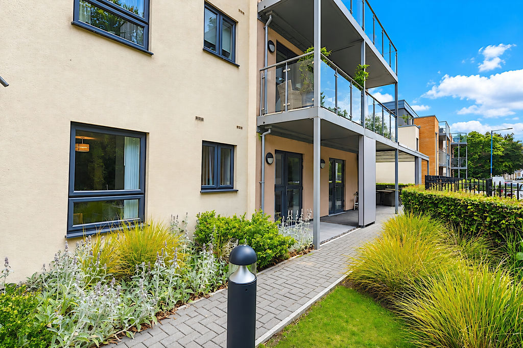Front Entrance- click for photo gallery
